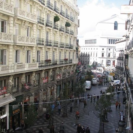 Hostal Ivor Madrid Ngoại thất bức ảnh
