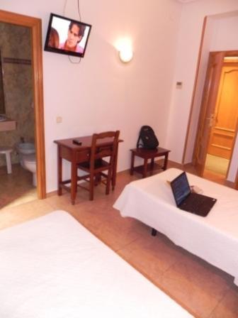 Hostal Ivor Madrid Ngoại thất bức ảnh